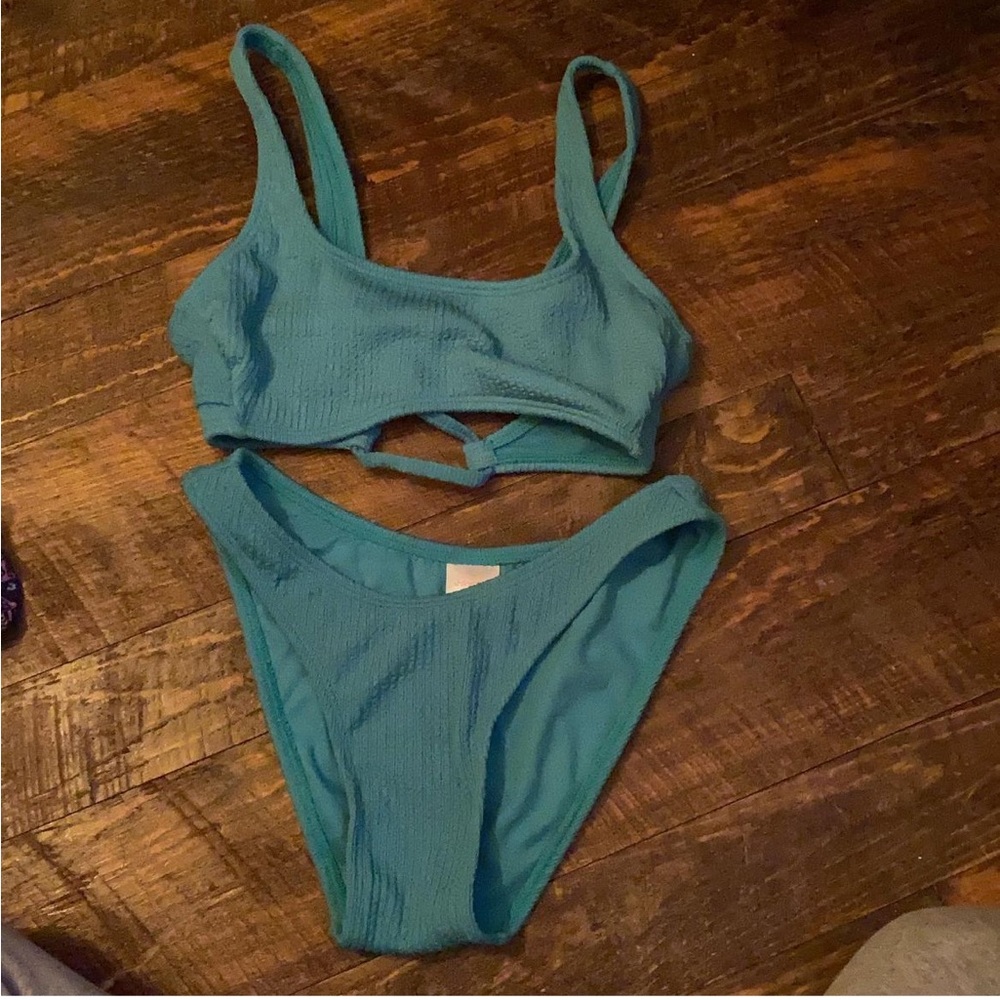 Green Target Swimsuit Set